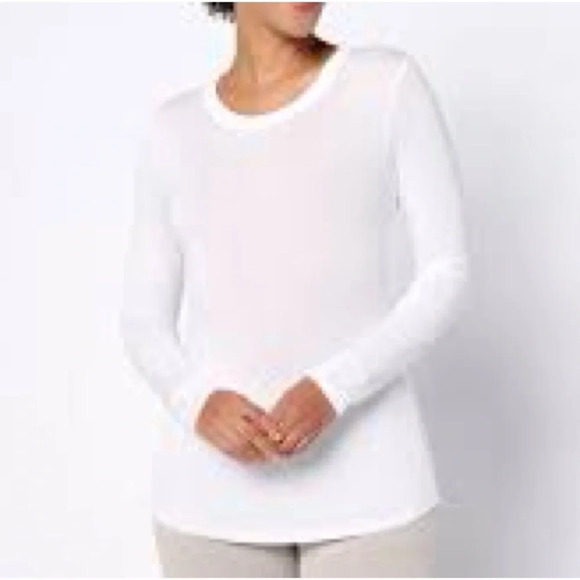 Barefoot Dreams Malibu Collection Peached Jersey LS Tee in Pearl - NEW - Medium - Picture 1 of 9